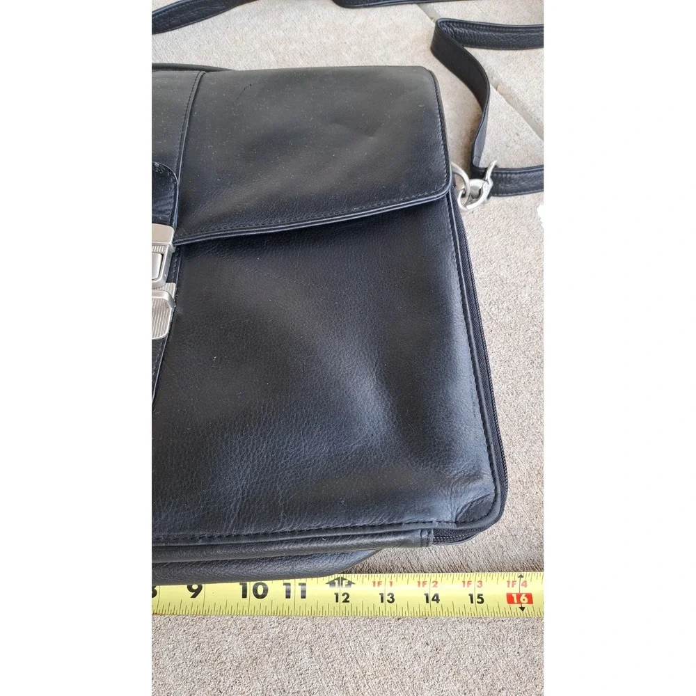 Wilsons Leather Pelle Studio Black Leather Briefcase Messenger Bag Work Laptop